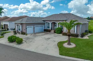 6750 Huntington Hills Blvd, Lakeland, FL 33810 - Photo 2