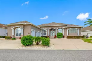 6750 Huntington Hills Blvd, Lakeland, FL 33810 - Photo 1