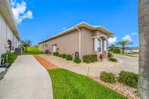 6750 Huntington Hills Blvd, Lakeland, FL 33810 - Photo 10