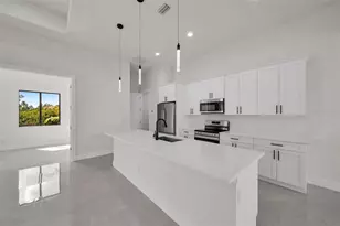 14020 Chesswood Ln, Port Charlotte, FL 33981 - Photo 8