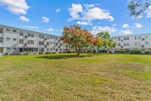 2455 Finlandia Ln, Clearwater, FL 33763 - Photo 18