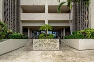 7050 Sunset Dr S, South Pasadena, FL 33707 - Photo 2