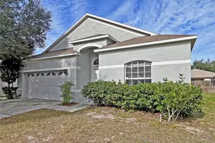 24925 Vintage Ct, Lutz, FL 33559 - Photo 2