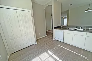 24925 Vintage Ct, Lutz, FL 33559 - Photo 8