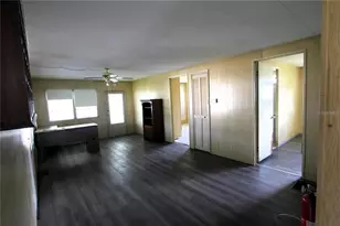 6021 Ridgewood Dr, Zephyrhills, FL 33542 - Photo 8