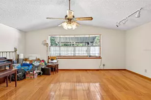 10618 Skewlee Gardens Dr, Thonotosassa, FL 33592 - Photo 32