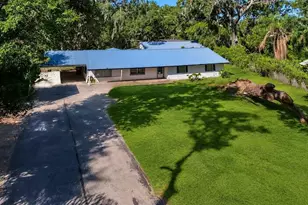 10618 Skewlee Gardens Dr, Thonotosassa, FL 33592 - Photo 1