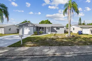 3635 Harvard Dr, Holiday, FL 34691 - Photo 4