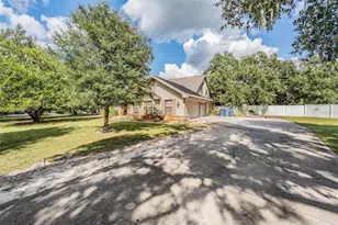 2703 Pemberton Creek Dr, Seffner, FL 33584 - Photo 4