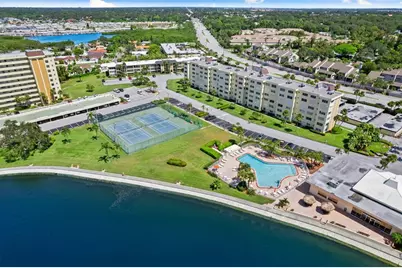 4550 Cove Circle #501, Saint Petersburg, FL 33708 - Photo 32