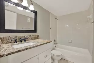 7625 Sun Island Dr S, South Pasadena, FL 33707 - Photo 14