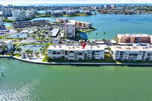 7625 Sun Island Dr S, South Pasadena, FL 33707 - Photo 30