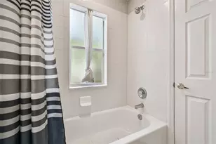 1627 Hammocks Ave, Lutz, FL 33549 - Photo 22