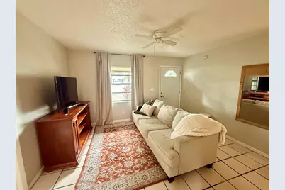 9402 N Semmes Street, Tampa, FL 33612 - Photo 12