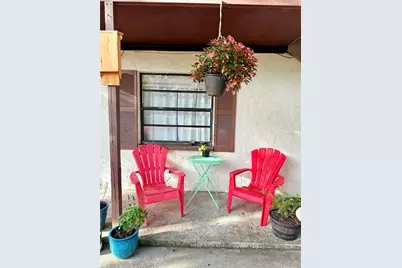 9402 N Semmes Street, Tampa, FL 33612 - Photo 10