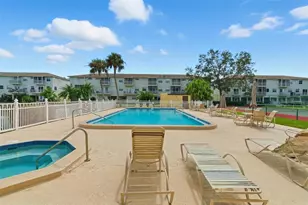 5775 Park St N, Saint Petersburg, FL 33709 - Photo 36