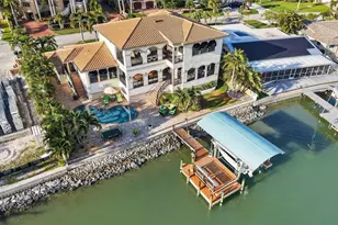 7974 9th Ave S, Saint Petersburg, FL 33707 - Photo 2