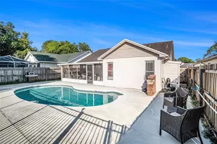 2070 Sarah Louise Dr, Brandon, FL 33510 - Photo 24