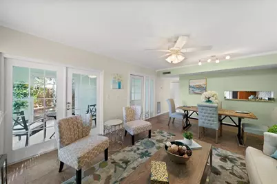10703 Meadowglen Lane, Tampa, FL 33624 - Photo 14