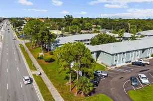 379 47th Ave N, Saint Petersburg, FL 33703 - Photo 6