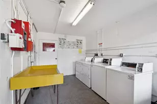 379 47th Ave N, Saint Petersburg, FL 33703 - Photo 48