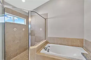 430 Stone Briar Dr, Ruskin, FL 33570 - Photo 22