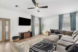 19333 Aqua Springs Dr, Lutz, FL 33558 - Photo 14