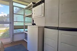 37438 Ray Dr, Zephyrhills, FL 33541 - Photo 20