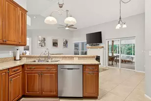 102 Vista Ave, Eustis, FL 32726 - Photo 24