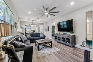 19437 Ship Wheel Wy, Land O Lakes, FL 34638 - Photo 6