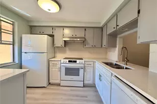 4408 Sunstate Dr, New Port Richey, FL 34652 - Photo 8