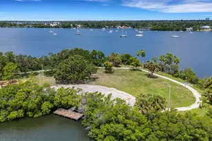 3855 Island Way, Saint Petersburg, FL 33705 - Photo 26