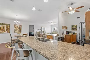 6527 40th Ave N, Saint Petersburg, FL 33709 - Photo 10