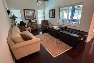 6527 40th Ave N, Saint Petersburg, FL 33709 - Photo 8