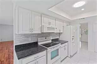 2329 Lancaster Dr, Sun City Center, FL 33573 - Photo 18