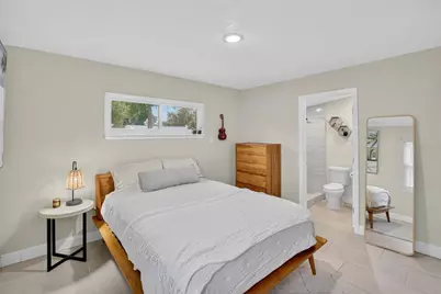 764 62nd Place S, Saint Petersburg, FL 33705 - Photo 26