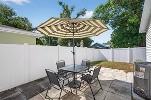 2401 19th St S, Saint Petersburg, FL 33712 - Photo 20