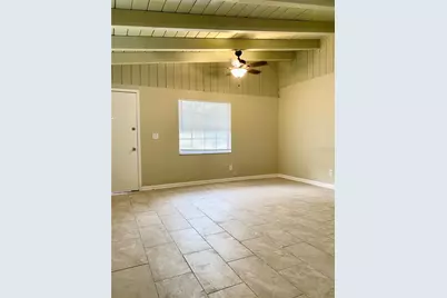 913 E 123rd Avenue, Tampa, FL 33612 - Photo 22