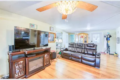 18675 US Highway 19 N #303, Clearwater, FL 33764 - Photo 14