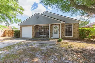 7703 Robert E Lee Rd, Tampa, FL 33637 - Photo 2