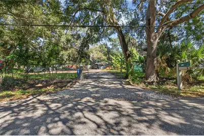 2014 S 58th St, Tampa, FL 33619 - Photo 30