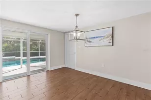 105 E North Branch Rd, Ruskin, FL 33570 - Photo 30