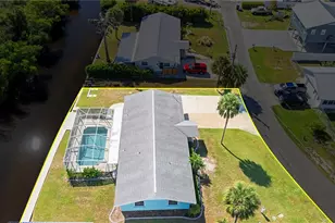 105 E North Branch Rd, Ruskin, FL 33570 - Photo 14