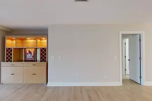 636 Boca Ciega Point Blvd S, Saint Petersburg, FL 33708 - Photo 32