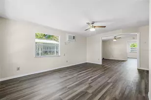 39019 Heath Dr, Zephyrhills, FL 33542 - Photo 8