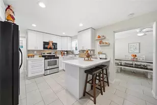 3744 Carron St, New Port Richey, FL 34652 - Photo 6