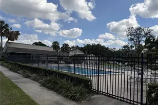 7925 Pine Dr, Temple Terrace, FL 33637 - Photo 18