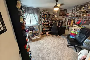 7925 Pine Dr, Temple Terrace, FL 33637 - Photo 10