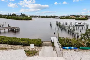 1239 Windy Bay Shl, Tarpon Springs, FL 34689 - Photo 52