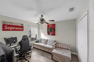 736 Royal Empress Dr, Ruskin, FL 33570 - Photo 22